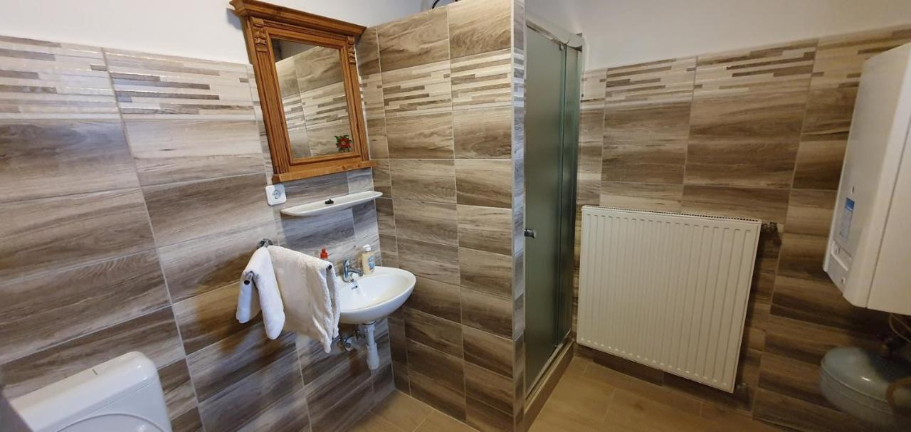 Cseresznyes Vendeghaz Szomolya Exteriör bild